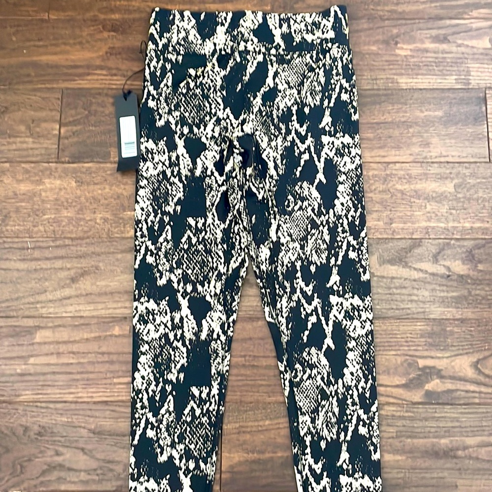 Reflective Cobra Leggings size M